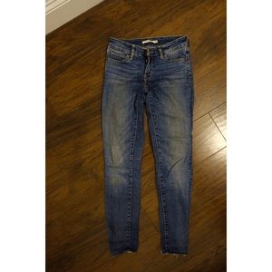 Levi’s 711 low rise skinny jeans